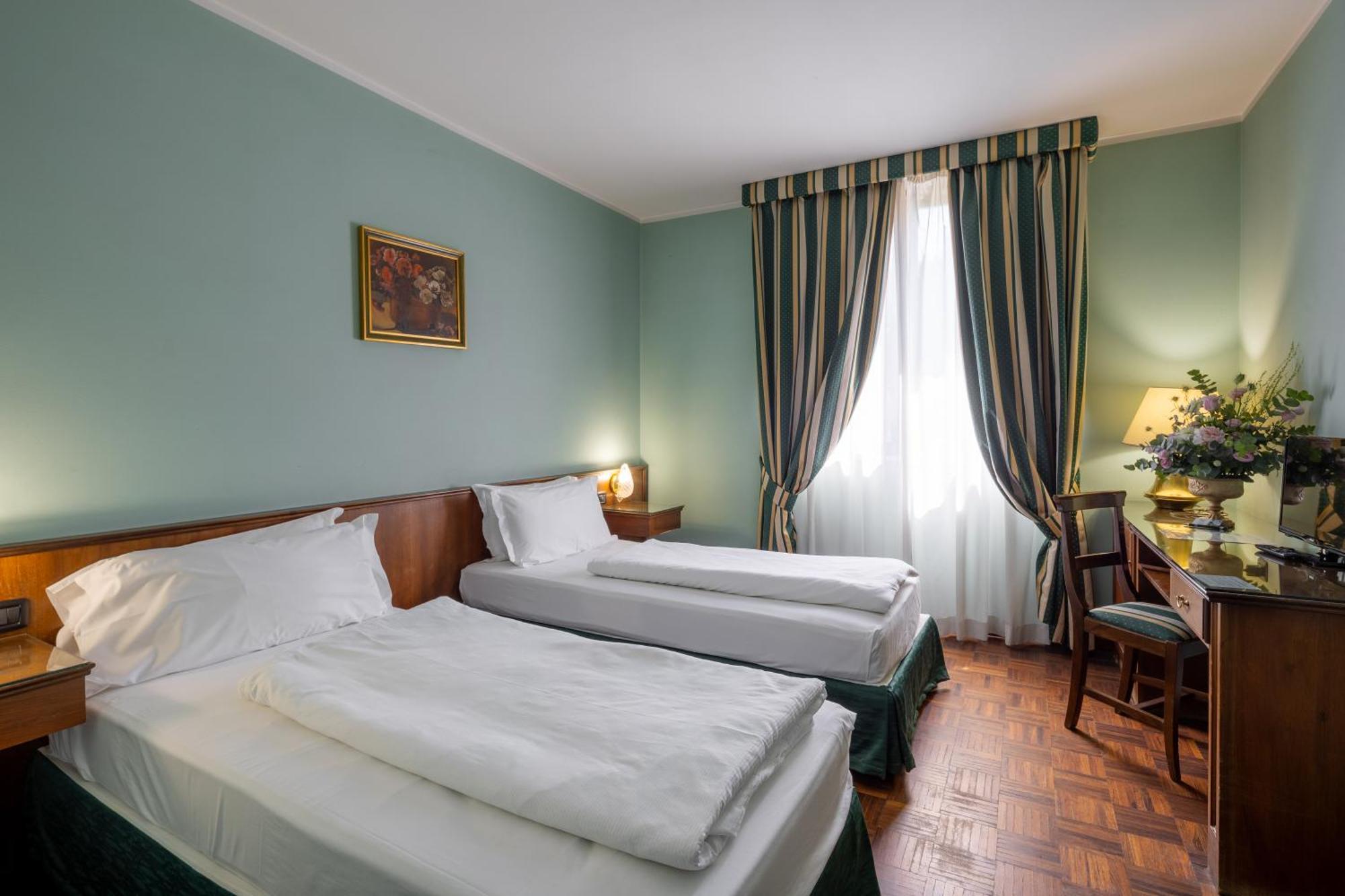 Hotel Lucrezia Borgia Ferrara Exterior foto